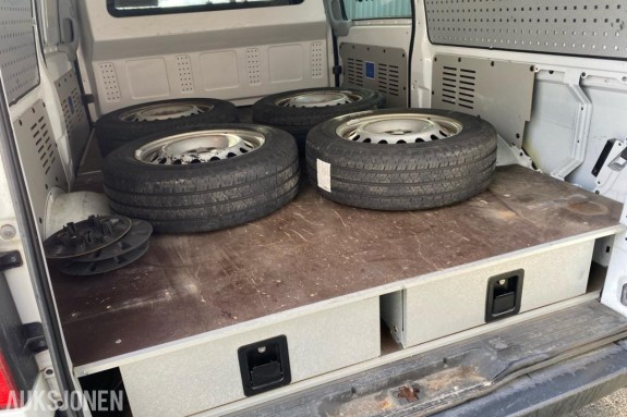 2014 Varebil innredning til Mercedes Vito W639 2004-2014 Toolpack varebilinnredning. gulvinnredning med skuffer